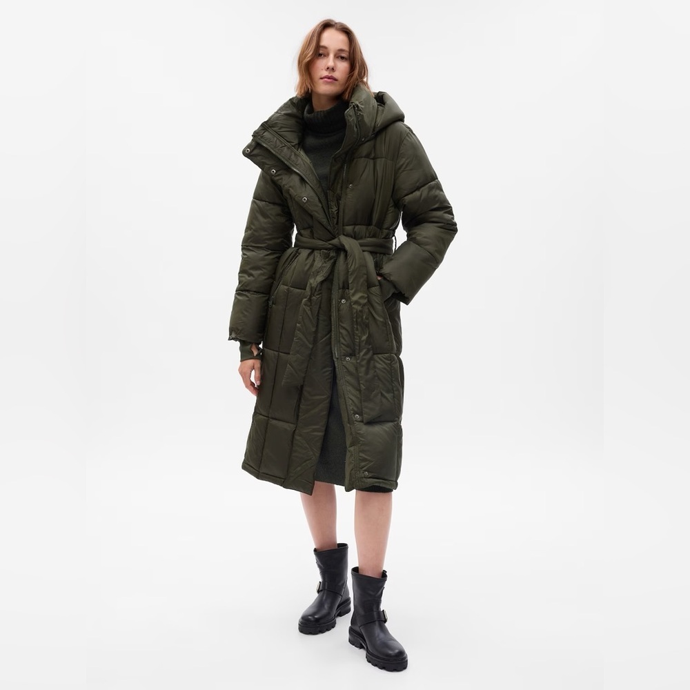 NWT! GAP Green Big Puff Coat - Size Medium (AS IS)